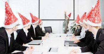 Mit einem USB Weihnachtsbaum für Stimmung im Büro sorgen