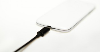 Universeller Micro-USB Anschluss durch MicFlip an jeden Micro-USB Anschluss