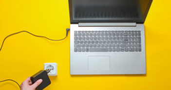 Laptop Akku richtig laden: Fehler, die man nicht machen sollte
